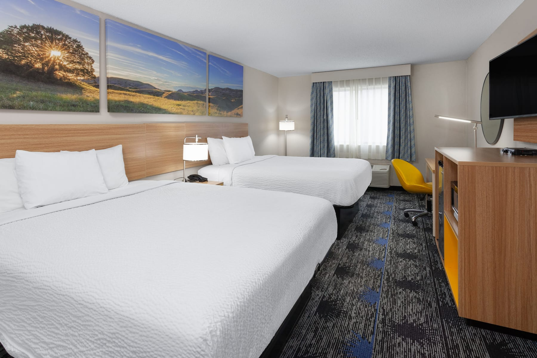 2 Queen Beds Non-Smoking Room - Days Inn Wooster